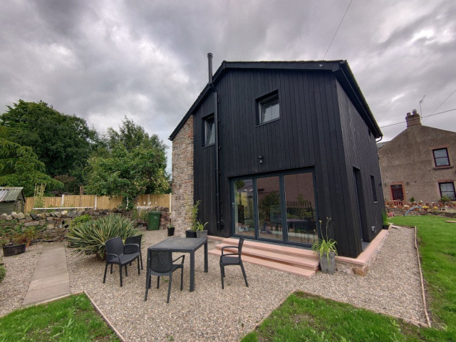 Old Brewery Barn - Permachar Raven Larch Cladding